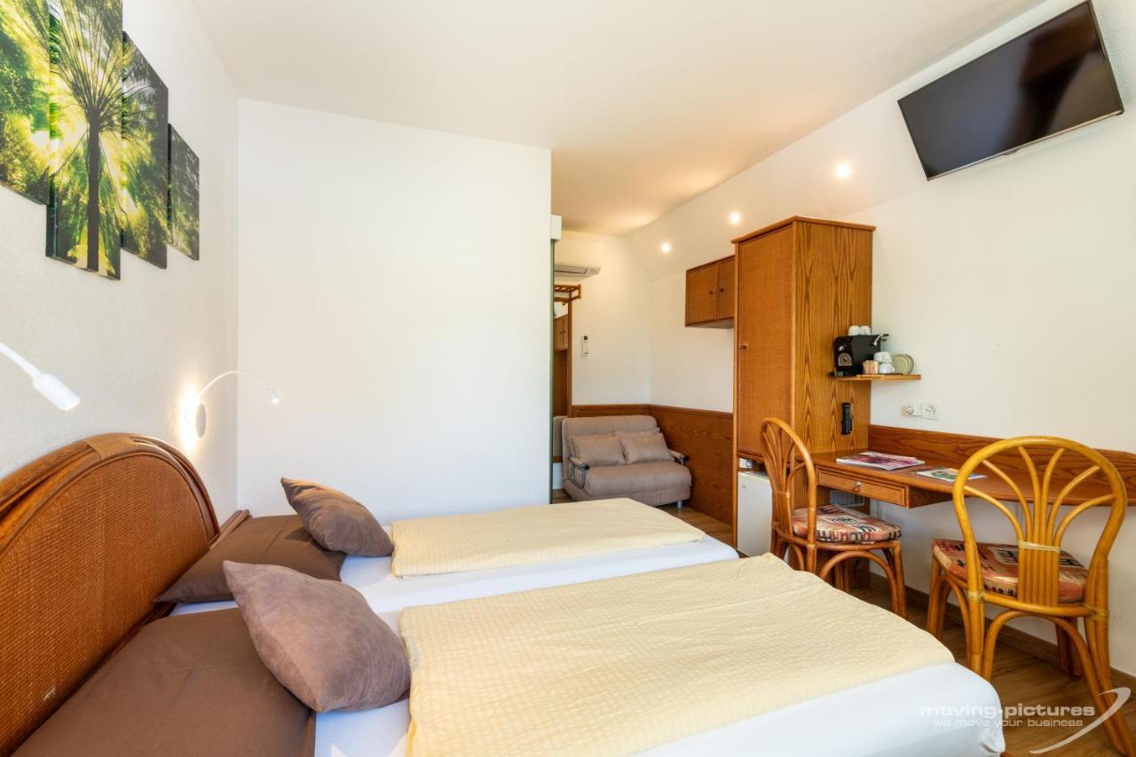 Bamboohouse Motel Riazzino Zewnętrze zdjęcie